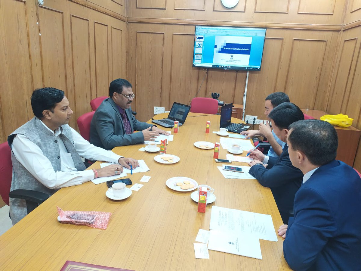 IndiaDST's tweet image. Both countries agreed to work in areas like #agriculture &amp;amp; Food; #EngineeringSciences; #ICT ;  Applied Mathematics &amp;amp; #DataScience ; #health &amp;amp; Medical Technology; #MaterialsSciences; #LifeSciences &amp;amp; #Biotech; #Physics &amp;amp; Astrophysics; &amp;amp; #energy #water , climate &amp;amp; natural resources.