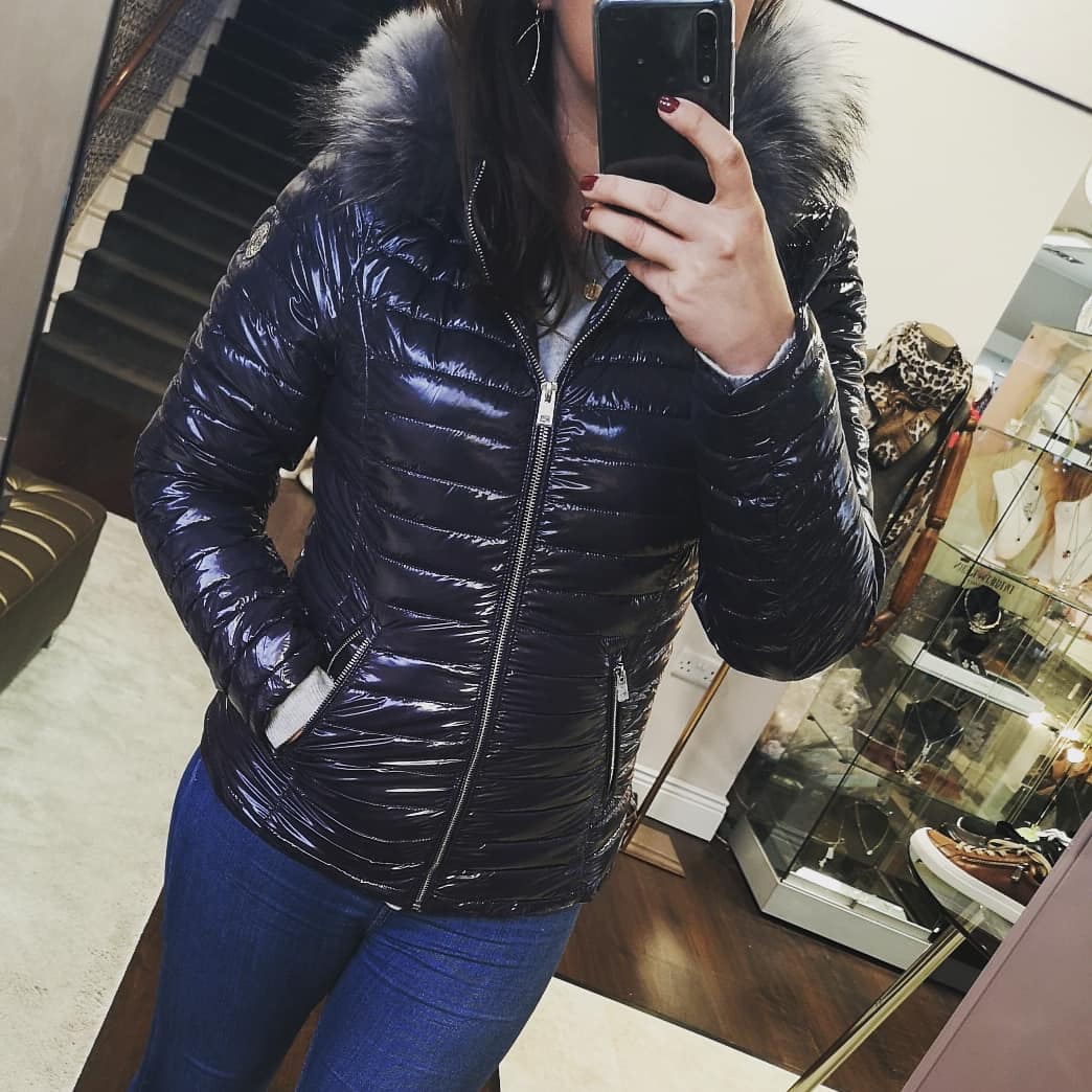 ElaMariaNCW's tweet photo. Look up cosy in the dictionary and this is what you'll see! Brand new from #oakwood, they have created this Thinsulate™ technology - the original thin, light and warm synthetic insulation 🤗
.
.
.
#elamaria #newcastlewest #sistersinstyle #limerick #shoplocal  #outerwear https://t.co/kkzc9XcBgg