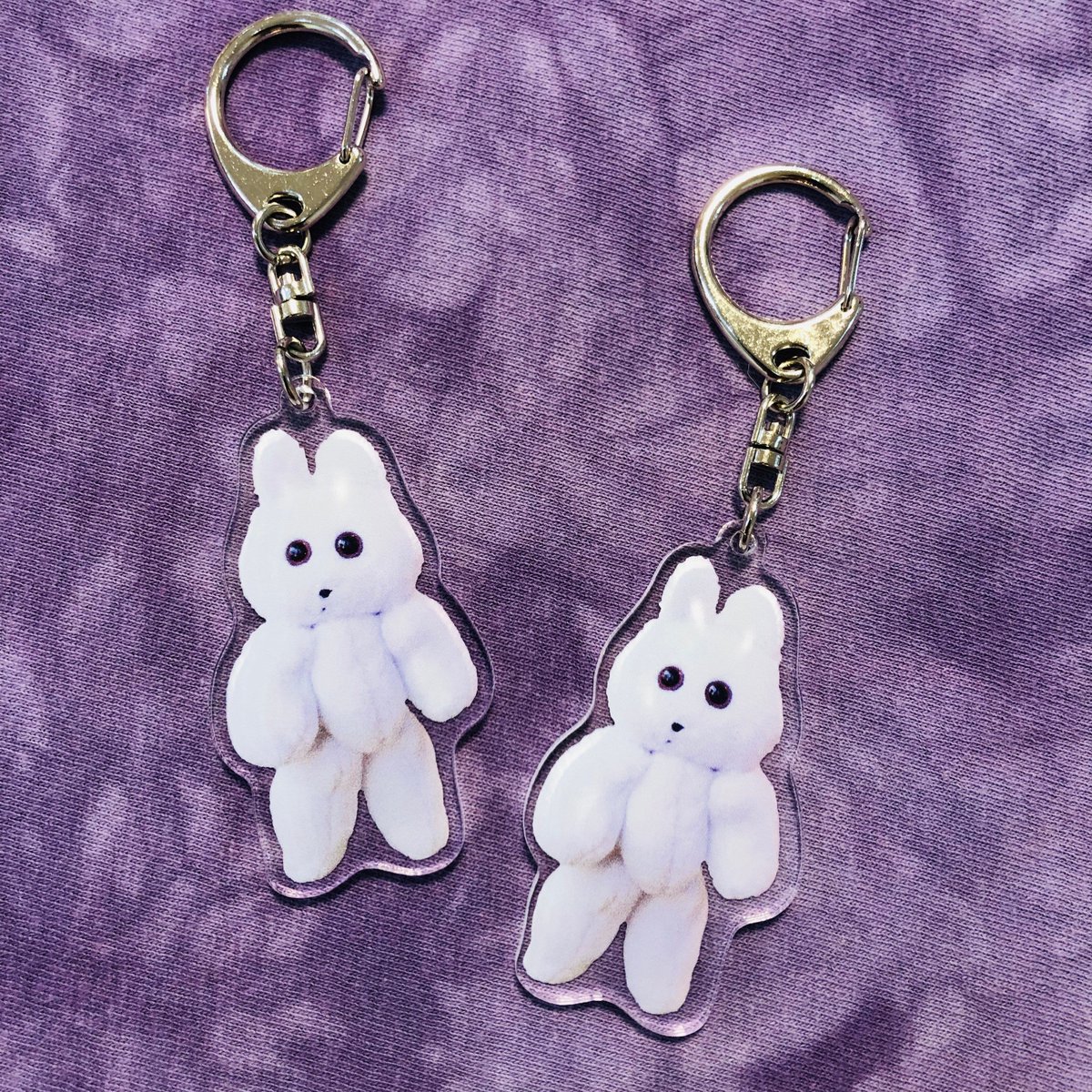 390kobe's tweet photo. 💜商品紹介💜

雷鳥つめさん×サンキューマートコラボからアクリルキーホルダーが再入荷致しました😊❣️
バッグやポーチに付けても可愛いですよ👍🏻
大人気商品ですので狙っている方はお早めに🤩

他にも可愛い商品取り揃えているので、是非店頭にてご覧ください✨✨

もちろん全品390円+税🎀 https://t.co/681eK98mZm