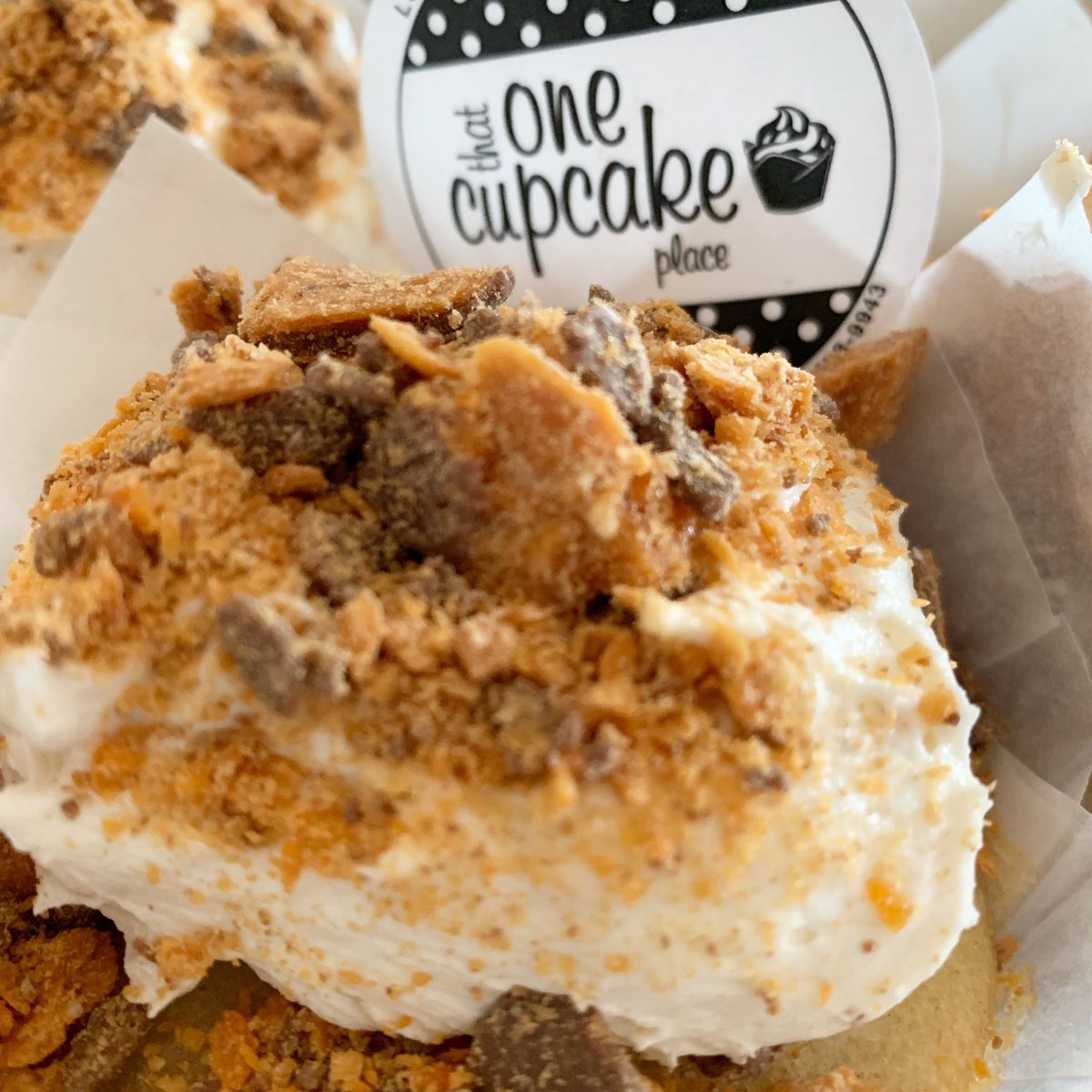 ThatOneCupcake's tweet photo. It’s Friday! https://t.co/r52IyK9Q14