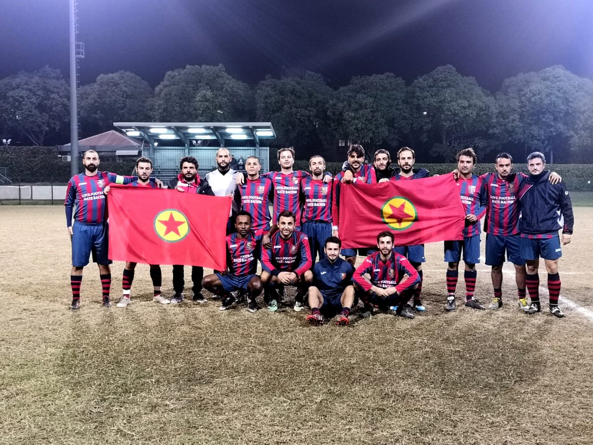HslBologna's tweet photo. Non ci stancheremo mai di prendere posizione contro ingiustizie e barbarie. Scendiamo in campo in difesa del popolo curdo e della libertà, contro ogni fascismo!
#StopErdogan #StopTurkey #freeKurdistan #riseup4rojava #ErdoganWarCriminal https://t.co/ITuZTgFHdj