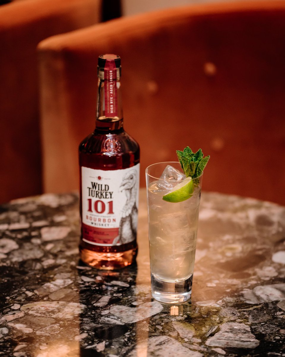 WildTurkeyUK's tweet photo. Our weekends always start early. Usually with a Kentucky Mule in a fine bar like @thegunlondon 
.
.
#WildTurkey #WildTurkey101 #NoApologies #Bourbon #Cocktails #KentuckyMule #CraftSpirits #Friday #5OClockSomewhere #CoctailTime https://t.co/ev3rwAO07R