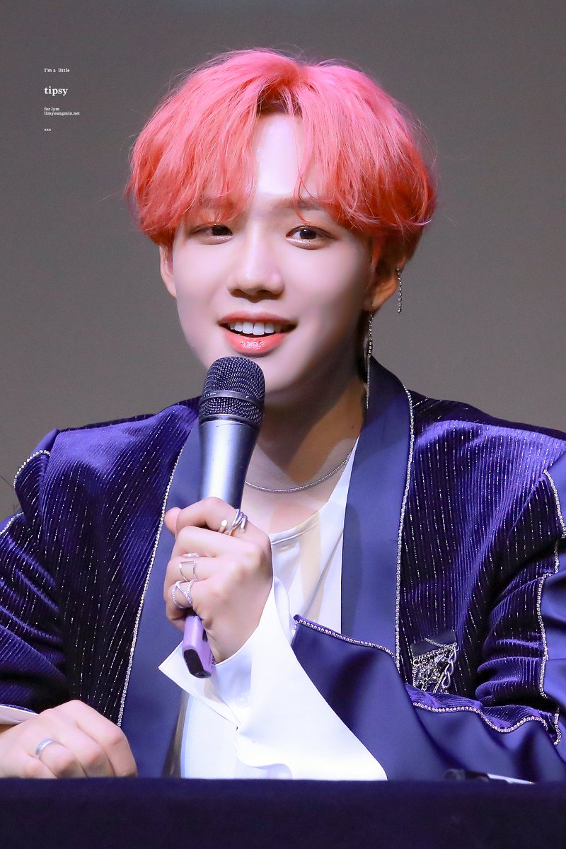 limyoungmin_net's tweet photo. 191011 팬싸

#AB6IX #에이비식스 
#임영민 #영민 #오늘도행복해_영민 https://t.co/puI9zX34xS