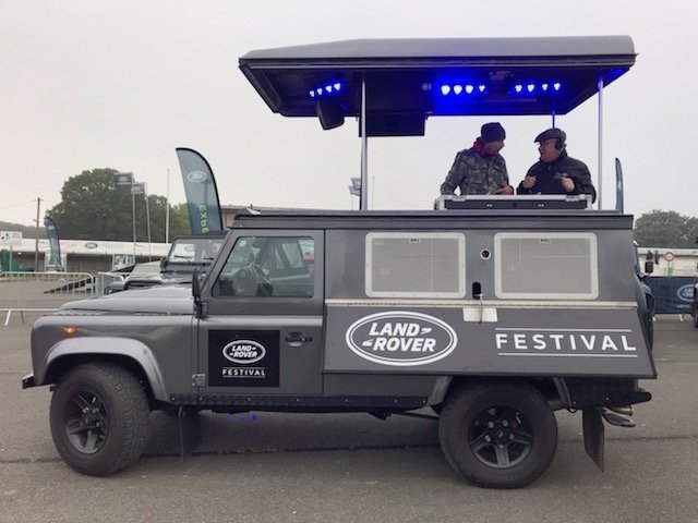 PopTopEvents's tweet image. Le DJ Truck a pris place au Jaguar Land Rover Festival sur le circuit de Monthléry !
Le week-end s'annonce festif 😁🥳
Merci à Land Rover et au DJ Matt Jamison 😁👍

#djtruck #poptopevents #events #JaguarFestival #LandRoverFestival #JaguarFrance #LandRoverFrance #TeamDefender #dj