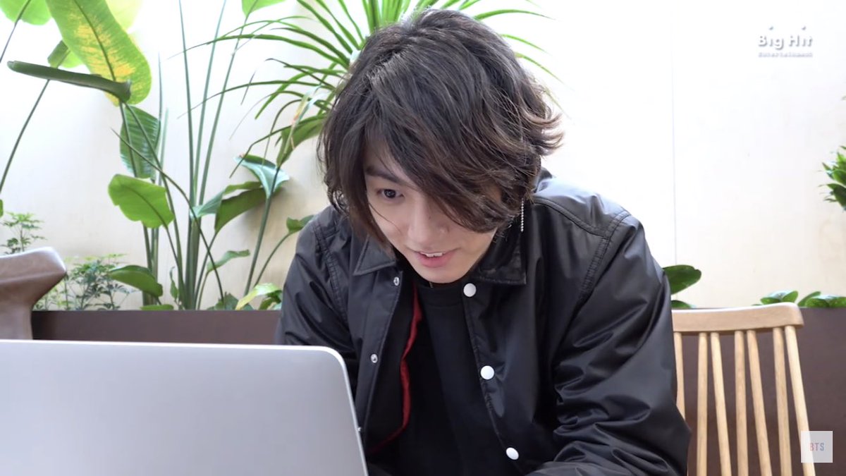 destinylbh's tweet image. 아니 이런 머리를 하고도 저렇게 잘생길수 있는것이냐...: 그 것이 알고 싶다니까 👍
#정국 #꾹토끼 #근육토끼 #JK