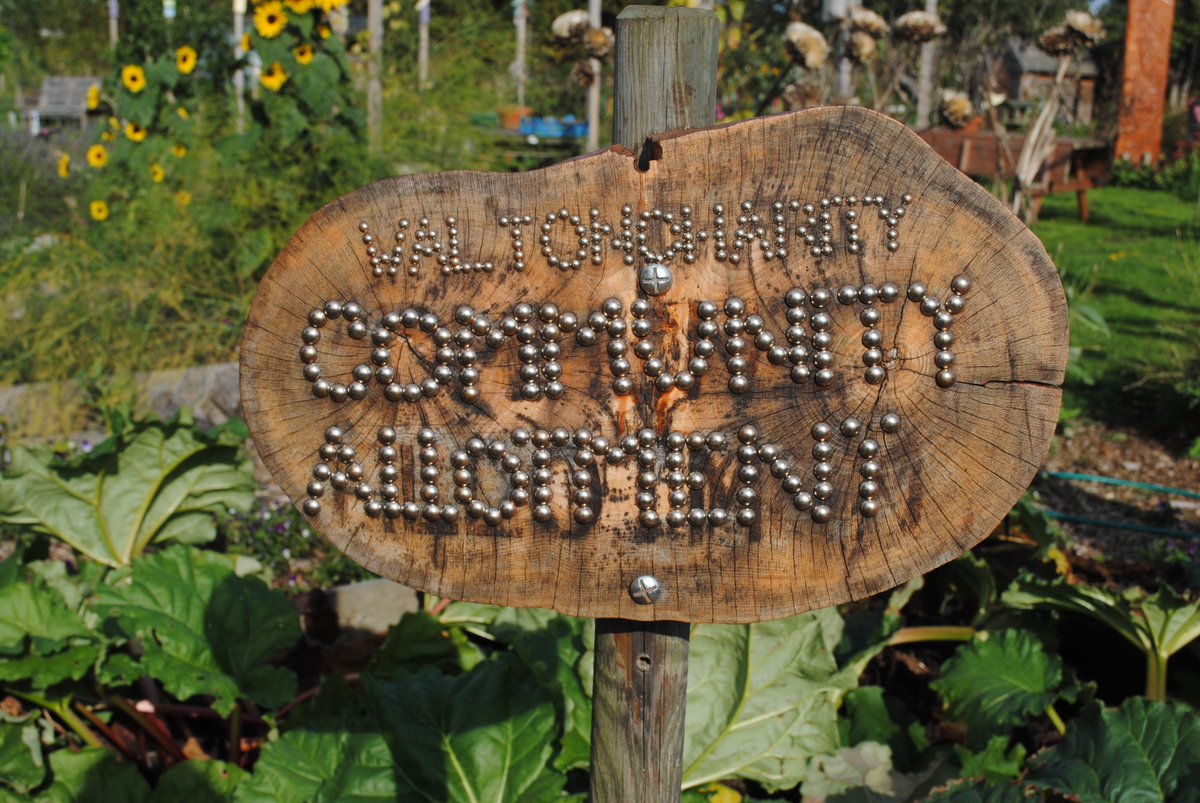 NESSSS2017's tweet photo. Working with our community @WaltonCharity this week on the #soupshare.  Student made some excellent creations in the kitchen and students had a good time exploring and #learning about the community allotments. @RHSSchools https://t.co/iTz0Uls3Dw