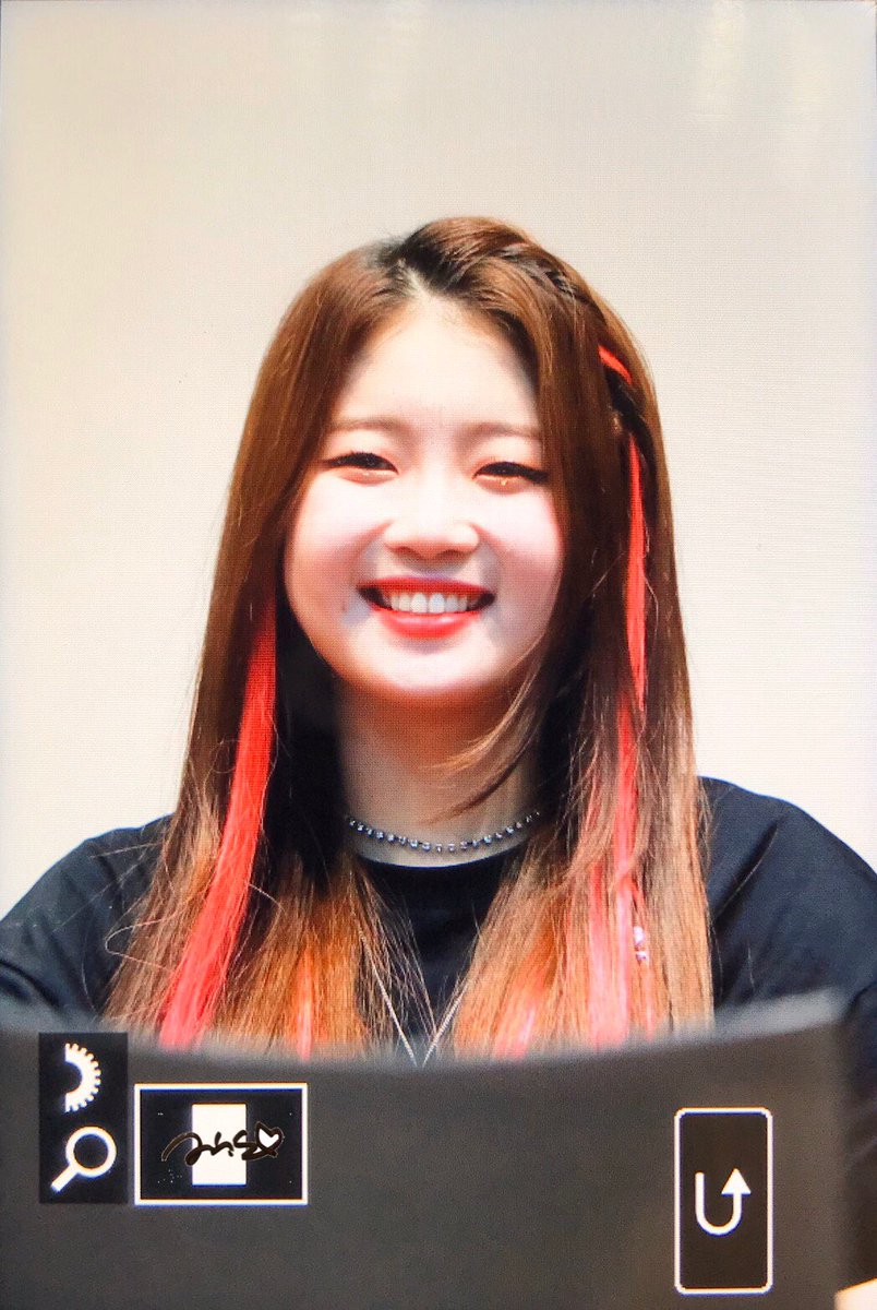 Saturday_MINSEO's tweet photo. 191011 팬사인회 

(⊃=͟͟͞͞🌸=͟͟͞͞🌸＾o＾)⊃=͟͟͞͞🌸=͟͟͞͞🌸=͟͟͞͞🌸=͟͟͞🌸

#세러데이 #SATURDAY #3rdSingleAlbum #BByong #뿅
 #세러데이뿅
#박민서 #민서 #MINSEO #ミンソ

@saturday718 https://t.co/NYNWP9bwD2