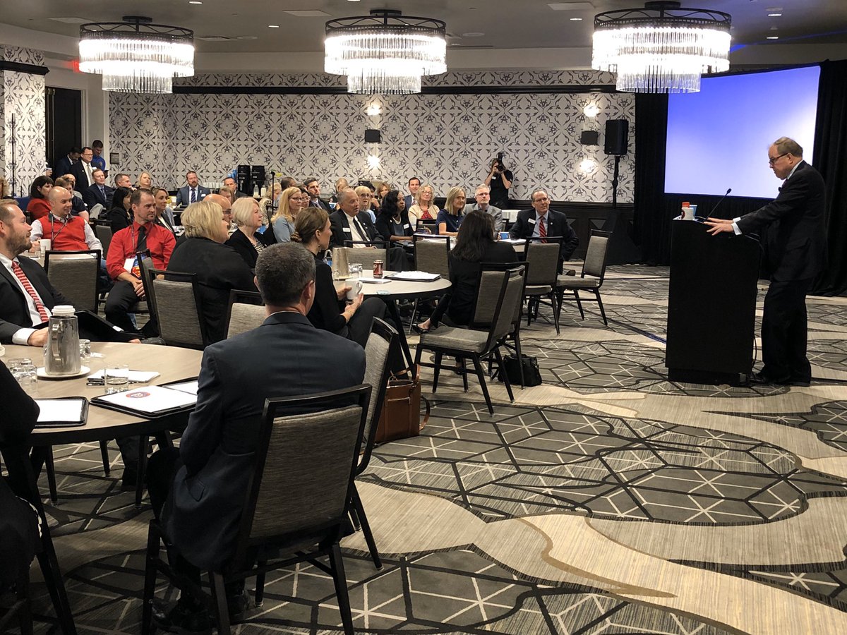 NAESP's tweet photo. Our morning sessions kicked off with @GT_Law’s Joe R. Reeder, a graduate of @WestPoint_USMA. Reeder shared lessons in leadership he learned as he moved up the ranks in the Army and in the corporate sector as a lawyer. #naespndp https://t.co/KgKdmseb5R