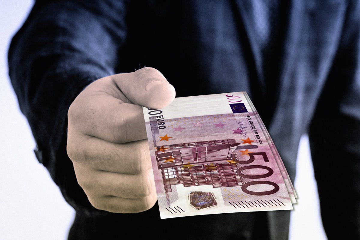 ✅ In Italia mancano Auditor ISO 37001 (Anticorruzione)✅
Da questa semplice considerazione penso sia utile segnalare che a NAPOLI, il 25 e 26 ottobre 2019,  si terrà un  corso per la Qualifica di #AntiBribery Lead Auditor, che consente la certificazione: lnkd.in/ev_dcku