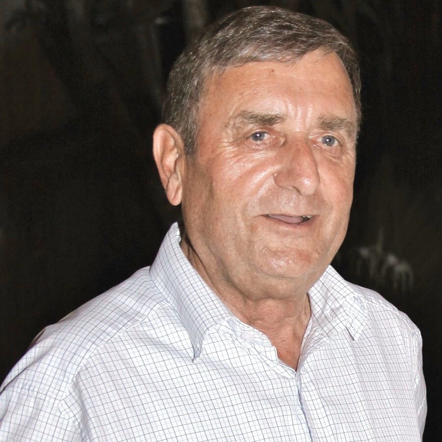 digSolutionsLLC's tweet image. John Emerson posthumously received ‘Contribution to Mining’ at last night’s Annual Australian Mining Prospect Awards. John’s family attended on his behalf, with nephew, Steve Skull delivering a heartfelt speech. A well-deserved award highlighting one man’s unwavering devotion.💚