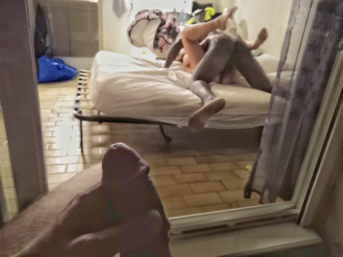 Bonne journ&eacute;e mes ch&eacute;ris !!!! J'adore retrouver ce genre de photos dans mon t&eacute;l&eacute;phone  #cuckold #ilovebbc<a href="/tag/cuckold"class="tags"><span>#cuckold</span></a><a href="/tag/ilovebbc"class="tags"><span>#ilovebbc</span></a><a href="/tag/queenofspade"class="tags"><span>#queenofspade</span></a>