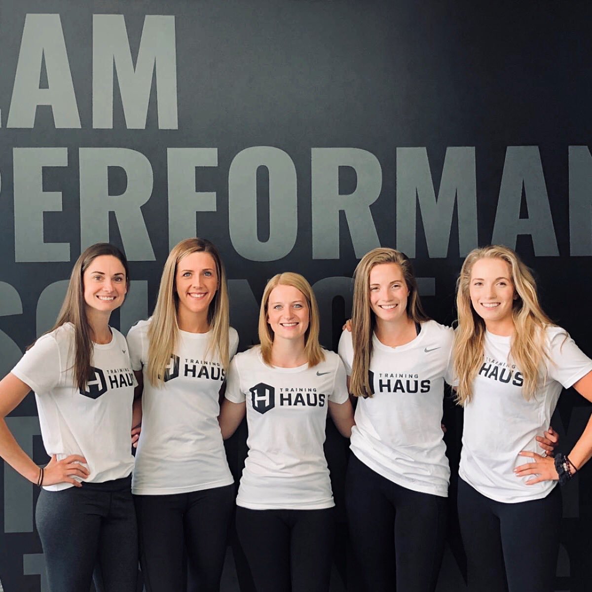 It's Today! Good Luck for <a href="/TeamJSinclair/">Team Sinclair</a> at the @CC_AGCC in <a href="/calgarycurlclub/">Calgary Curling Club</a>!🥌🌹 <a href="/GoldlineCurling/">Goldline Curling</a> <a href="/DavesteVineyard/">Daveste vineyards</a> <a href="/sugarcreekbrew/">Sugar Creek Brewing</a> @Thorne_Research <a href="/twincitiesortho/">Twin Cities Orthopedics</a> @TeamToyota <a href="/thetrainingHAUS/">Training HAUS</a> <a href="/CltCurling/">Charlotte Curling</a> <a href="/usacurl/">USA Curling</a> <a href="/overtonclapham/">Cathy OvertonClapham</a> <a href="/travelerschoice/">Traveler's Choice</a> #CCAutumnGold #curling