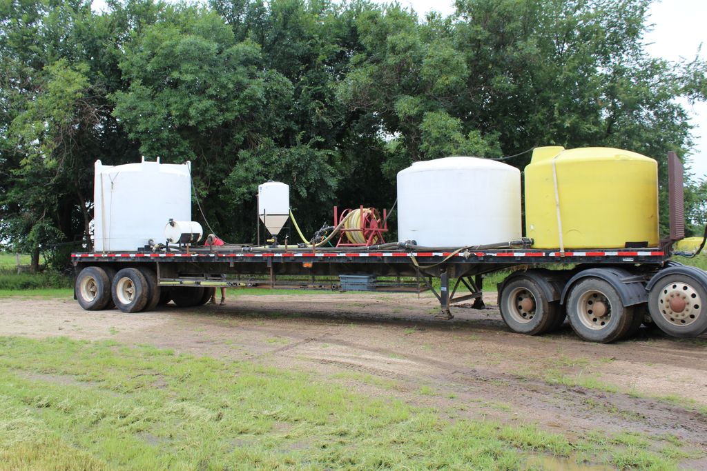 AgVisors's tweet photo. ONLINE ONLY AUCTION
Feedlot Retirement Equipment Auction
Bidding Ends: October 31

Over 70 lots! Tractors, Loaders, Hay &amp; Forage Equipment, Cattle Equip, Trailers, Attachments &amp; more. Don't miss out on. Visit https://t.co/10kIL5s0VK for more lots and to bid.

Jordan: 605-809-5552 https://t.co/jqtVCG6akS