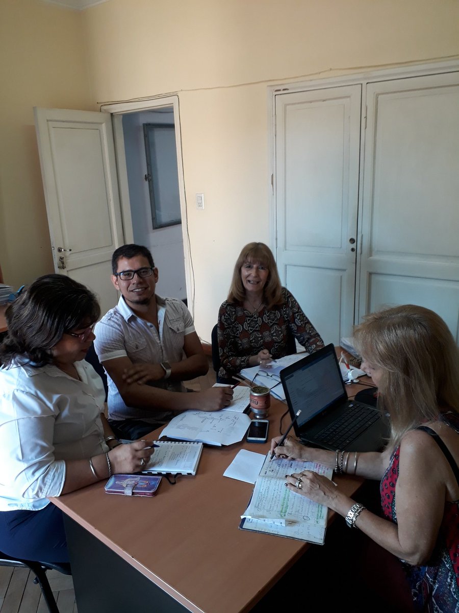 ComedoresEscol1's tweet photo. En Equipo para organizar el Encuentro del DIA MUNDIAL DE LA ALIMENTACION, Plan Provincial de Nutricion del Escolar, Facultad de Ciencias de la Salud, Cooperadora Asistencial de Capital, Direcc. de Nutrición y Alim. Saludable,  Colegio de Nutricionistas
@aniberruezo @agaudelli https://t.co/hvQfM8Lw2y