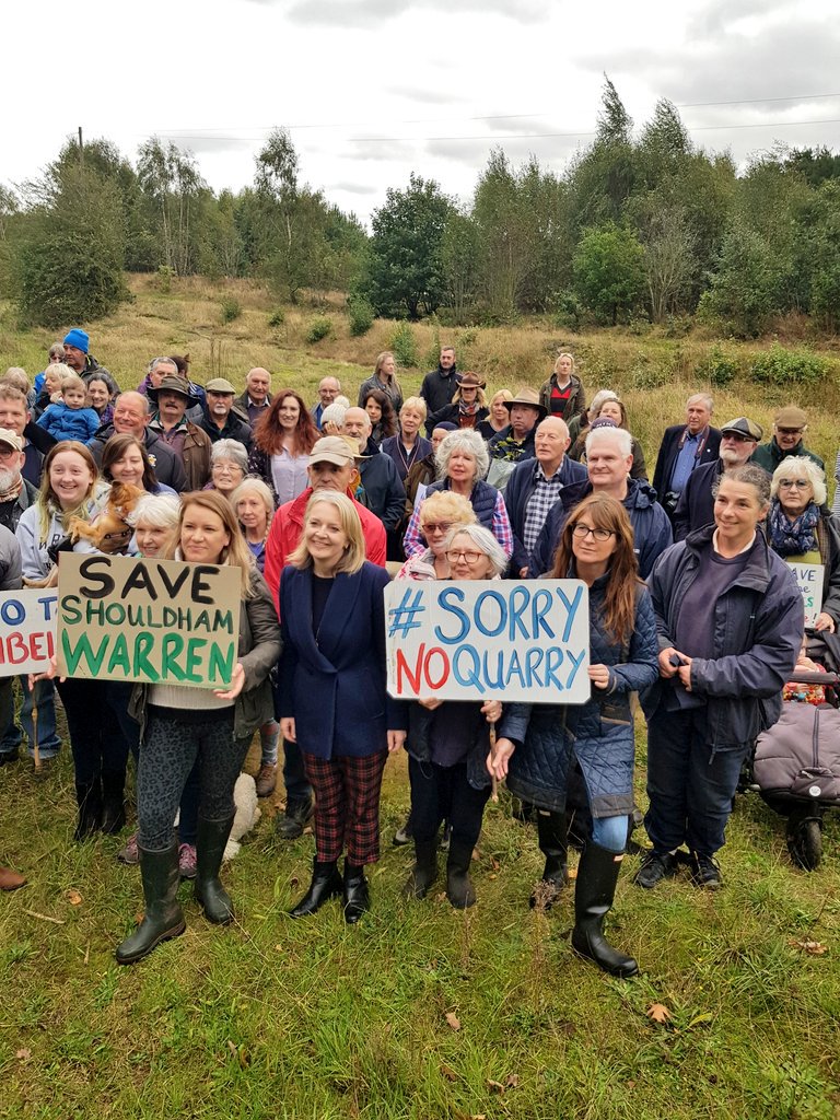 trussliz's tweet photo. Shouldham Warren is a fantastic place for walking and cycling - with lovely flora and fauna. It should not be used for sand-mining. I urge it to be removed from the list. #sorrynoquarry #greenspace https://t.co/gyb3I6z3Br