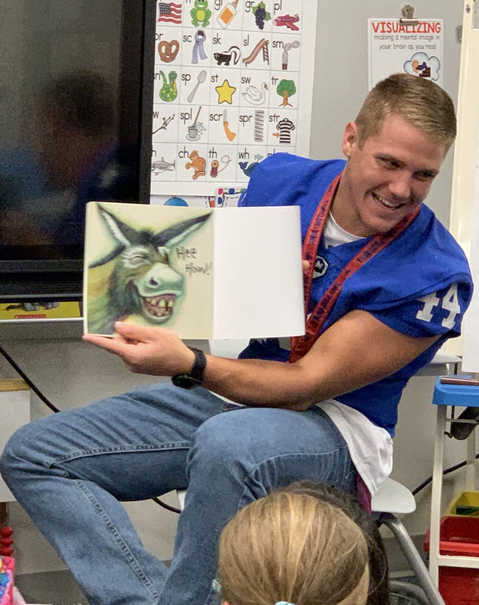 Ashley Elliott tweet media