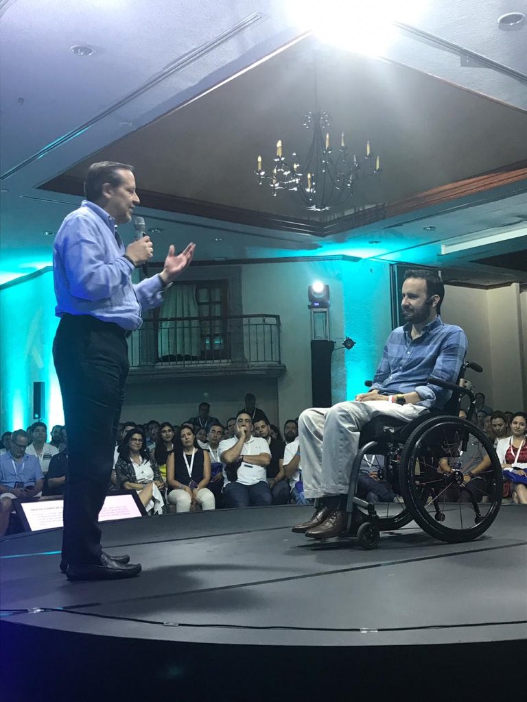 JVILAI27's tweet photo. Que gran lección de vida. Gracias @JoseVillela por inspirarnos. #LXP2019
#IBMoments https://t.co/4qpqDjOlFY