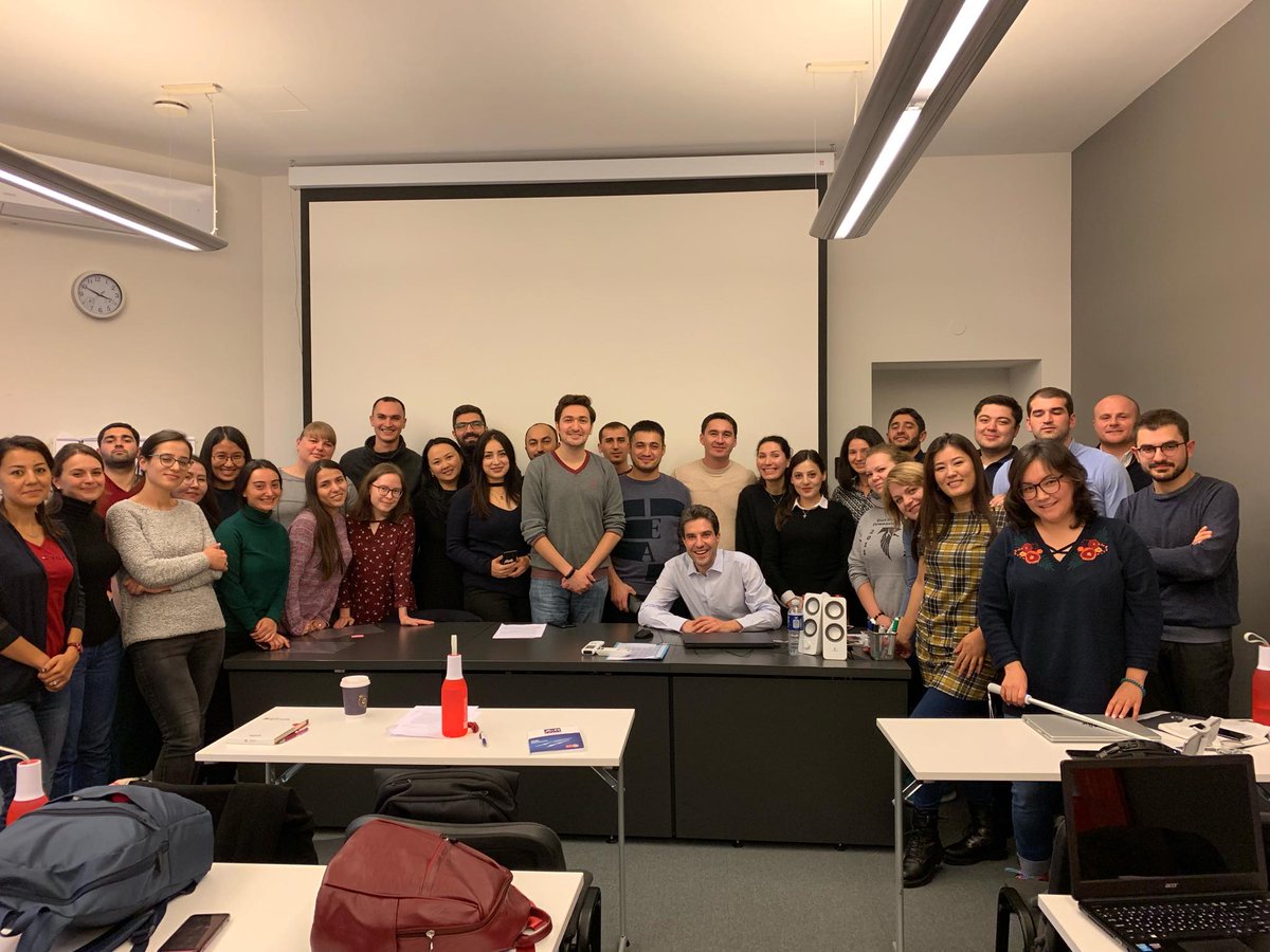 ZaurAkperov's tweet photo. European Union Law by professor @igor_dizda. Thank you for great and interesting lectures!
#Zaurlaw #RGSL https://t.co/y15KJabEq8