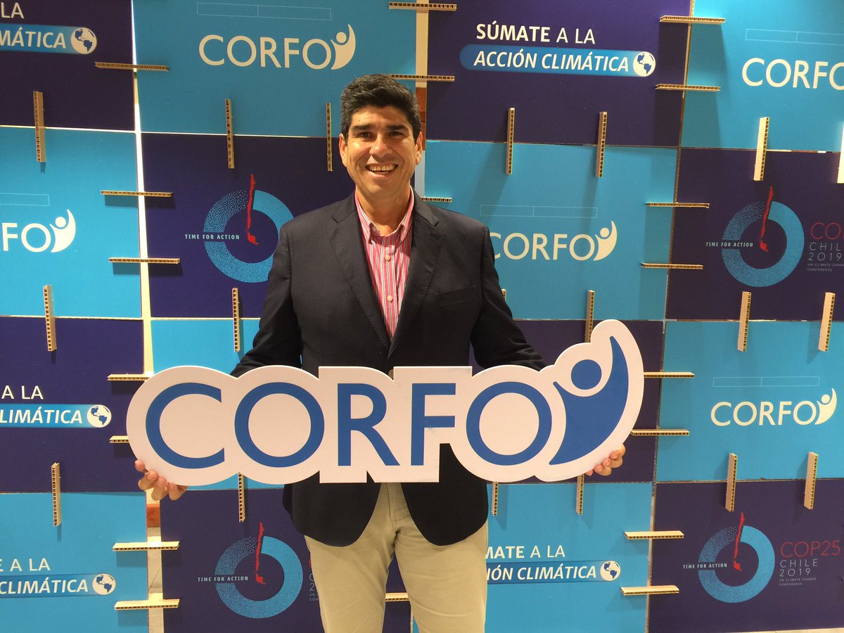 CorfoTarapaca's tweet photo. Súmate a la Acción Climática de @Corfo se desarrolla con gran concurrencia en #Iquique 
Sigue los detalles en 
https://t.co/yjPl2RBhfe @CesarVillanuV https://t.co/dNYxf4cvfv