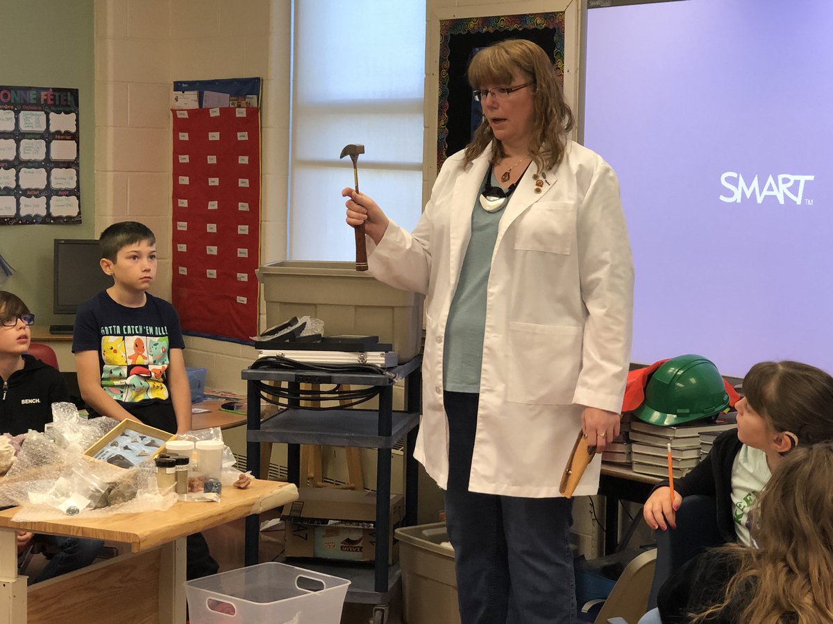 HDDawe's tweet photo. Excited to have Ms Hodder come in and talk to us about Geology in the field and in the lab! #rocksandminerals #nlscience #weloverocks @NLESDCA @exxonmobil https://t.co/DERUeOBPiB