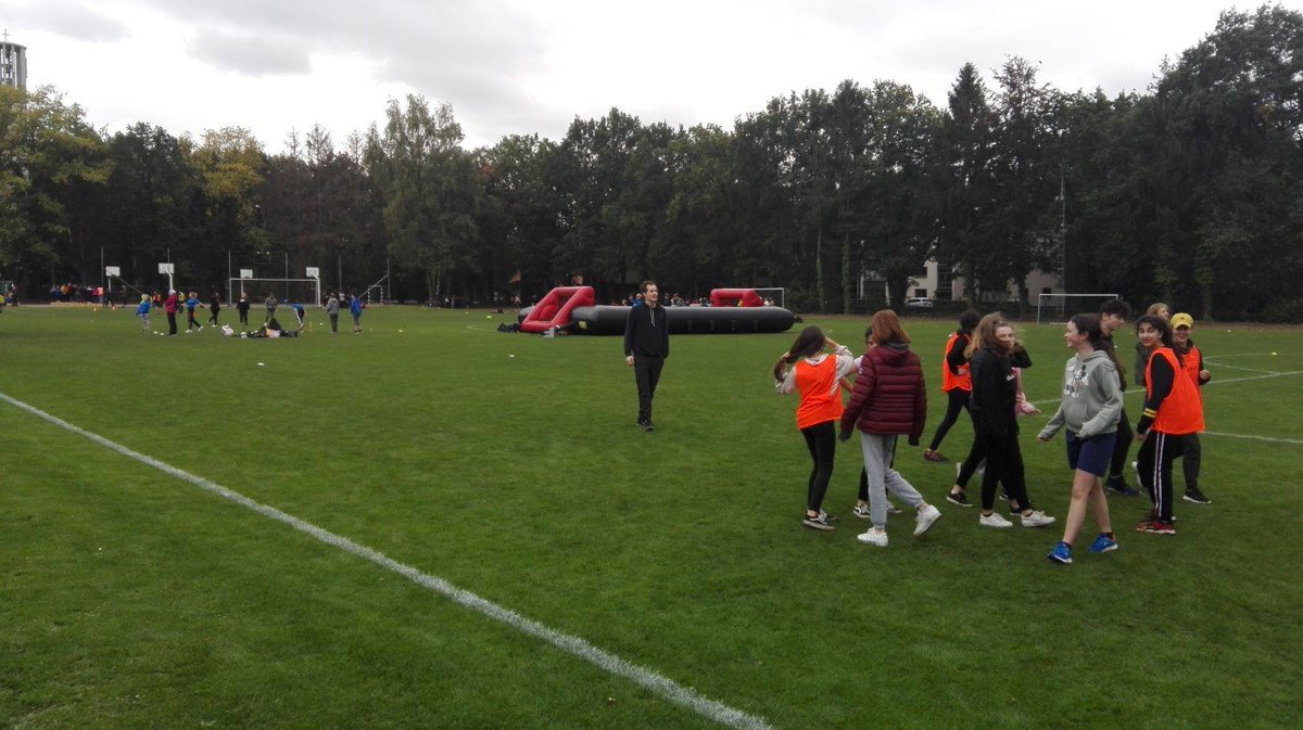 De leerlingen van het tweede jaar hadden vandaag hun sportdag.