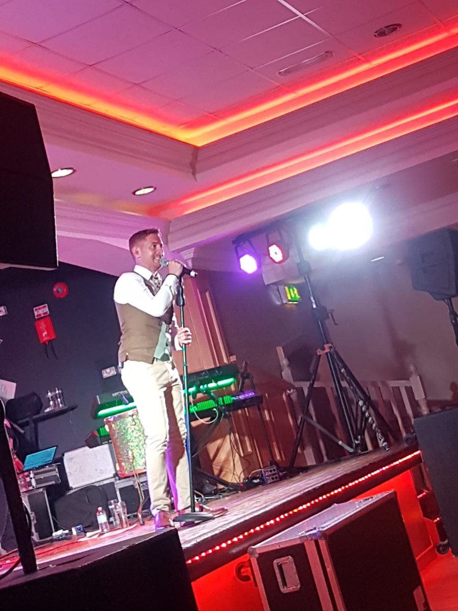 thekirwansfanc1's tweet photo. Some more photos of Barry Kirwan performing at The Ryandale Inn, Moy 💙🎶 #BarryKirwan #BK #RyandaleInn #Moy https://t.co/UaNo9adbWg