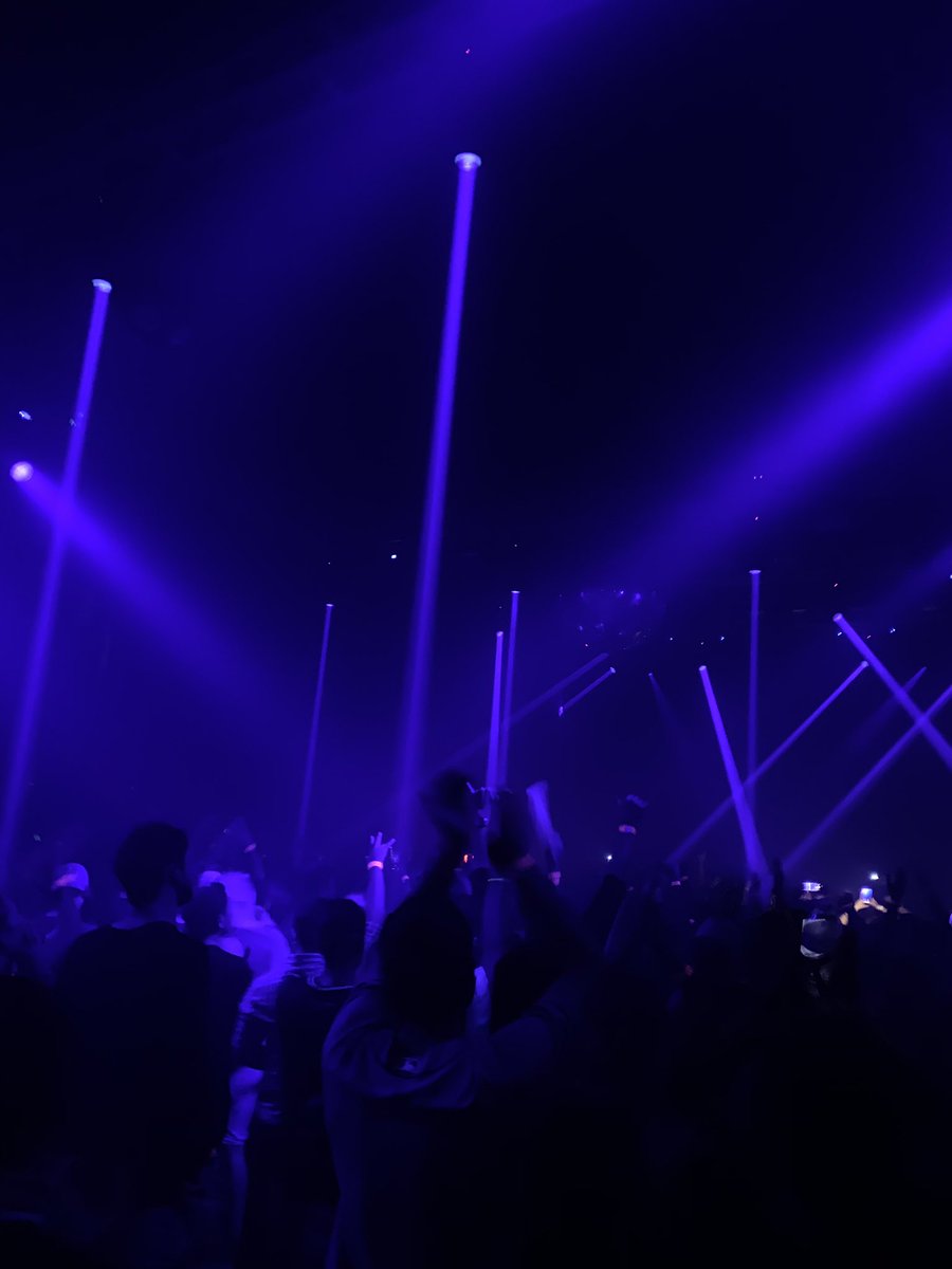 Ad_Smitty's tweet photo. Last night was unreal! Ty @kaskade X 003 for that dark redux experience.
🖤🕳
#darkredux #kaskade #reduxtour #redux #redux003 https://t.co/5Y3bObSc8E