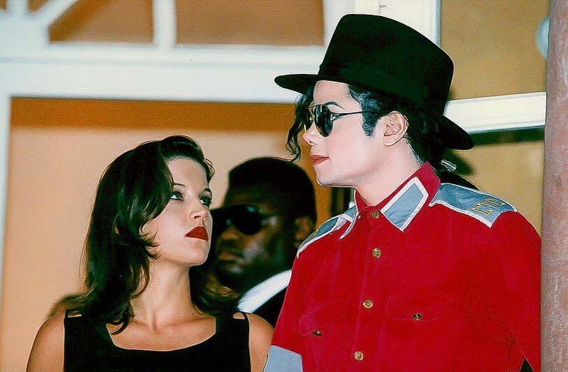mjjphotos's tweet photo. Michael Jackson and Lisa Presley visiting Budapest, 1994. https://t.co/0EqgyxcR16