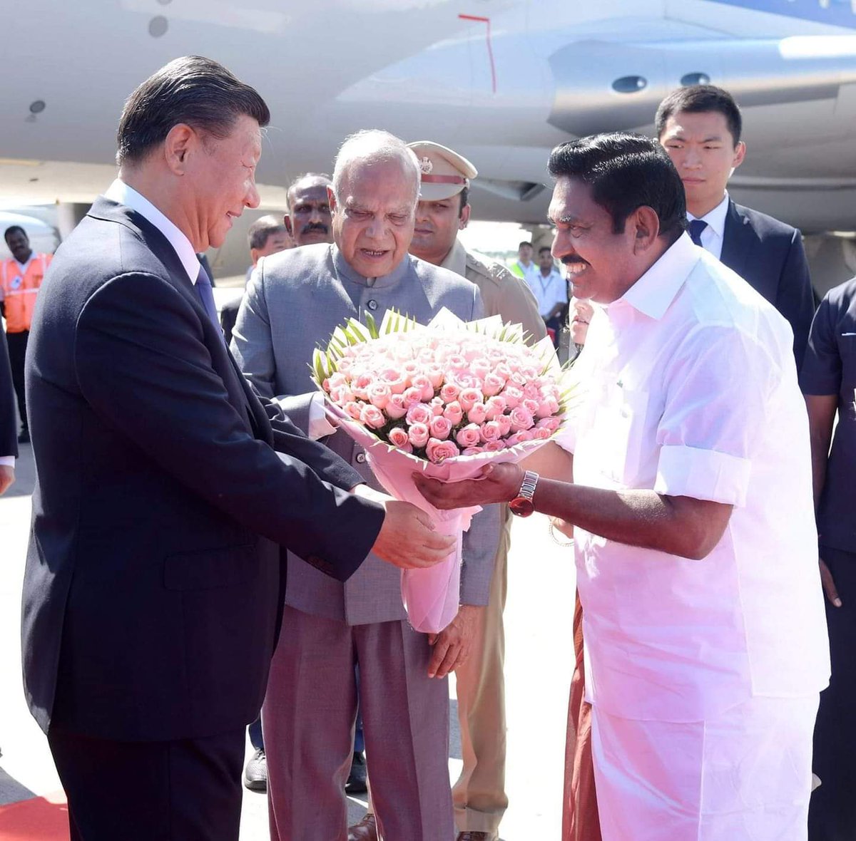 erodaivillage's tweet photo. யோவ் சுடலை இதுக்கெல்லாம் ஒரு அமைப்பு வேணும்!
வாழ்த்துக்கள் முதல்வரே!!! https://t.co/rPV7inOq28