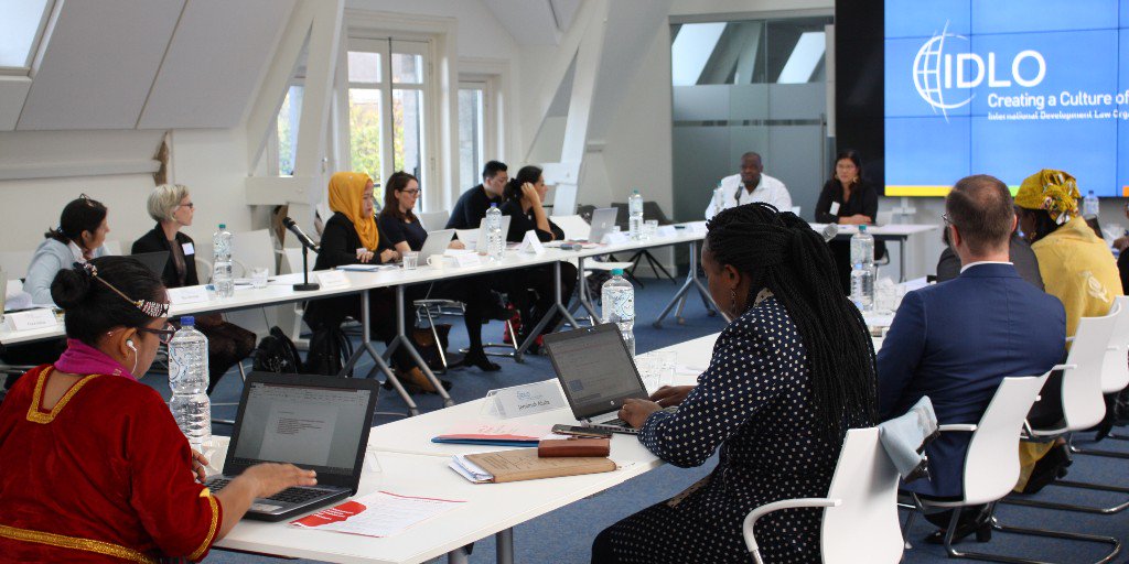 IDLO's tweet photo. This week's meeting on #Women, Legal Pluralism, Customary &amp; #InformalJustice Systems, org by @IDLO, gathered >20 experts aiming to identify recomms to advance #justiceforwomen in context of #CIJ systems. More ➡️ https://t.co/Z1BfVMUObd @finah_k @beth_roberts81 @mp_laisaalamia https://t.co/QMc5r0u0G3
