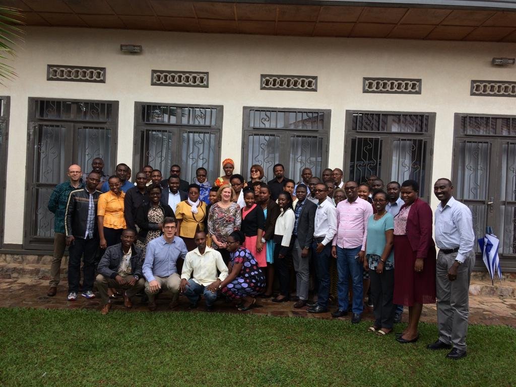 MHB_Research's tweet photo. Closing ceremony:
The closure of #SecondaryDataAnalysis and #Manuscript workshop, was marked by the presence of #ViceChancellor of the @Uni_Rwanda ,Prof @ccpcotton
Pics:
1)Attending one of the final presentations
2) Certificate giving
3) Group picture
#DHS
#Research
#Health https://t.co/h2XJ02FDqR