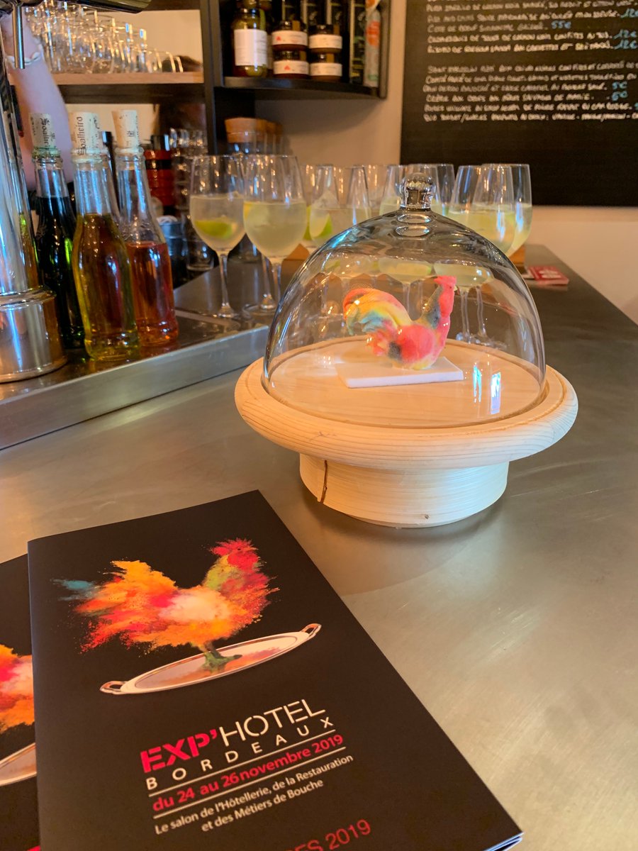 VirginieRdy's tweet photo. Il y a quelques jours, présentation du Salon Exphôtel et de ses enjeux 2019 à travers une belle opération commerciale organisée par Congrès &amp; Expositions de Bordueaux.

REJOIGNEZ NOUS DU 24 AU 26 NOVEMBRE 🛎 🍽👩🏼‍🍳
> https://t.co/W6j1p8LWva

#exphotel #bordeaux #event #etchebest https://t.co/rOm7JK3ZgN