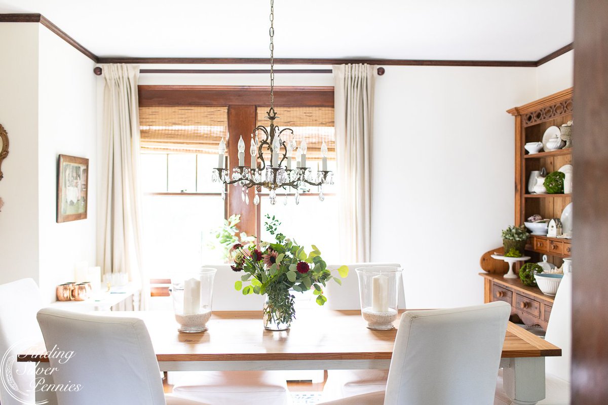 DDSilverPennies's tweet photo. Small space styling tip - slipcovered furniture can make rooms feel cozy and warm:
https://t.co/KXCqGRZpHQ
#homedecor #smallspacestyling https://t.co/tQmQ76CQwD