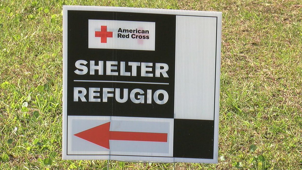 UPDATE: 4 #RedCross shelters open #SaddleridgeFire

Northridge Rec Center
18300 Lemarsh St, #Northridge

Sylmar Rec Center
13109 Borden Ave, #Sylmar

Mason Rec Center [full]
10500 Mason Ave, #Chatsworth

Granada Hills Rec Center [full]
16730 Chatsworth St, #GranadaHills