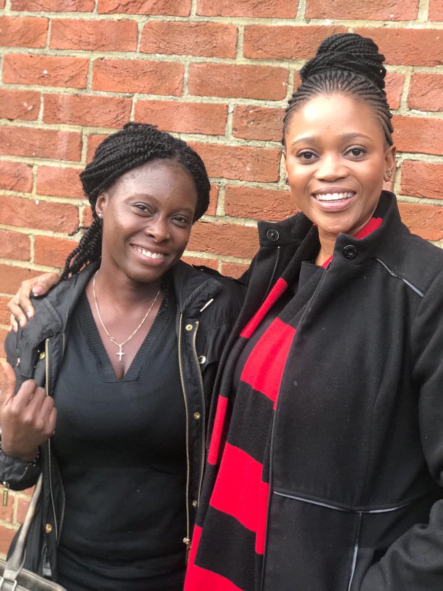 UKinTheGambia's tweet photo. Gambia๐ฌ๐ฒ Bostwana๐ง๐ผ #Cheveningconnect
One of our 2019 #Chevening scholars met with @BogoloKenewendo -a #Chevening Alumna & Minister of Trade in ๐ง๐ผ.
This could be you!
Applications for the 2020/21 academic year remains open until Nov 5
https://t.co/ZkkNyvA4hp https://t.co/vxPN8mWvb3