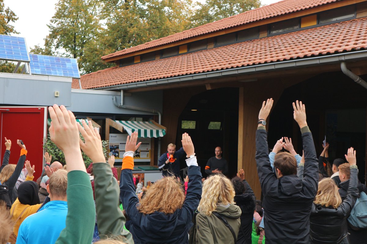 DisGover tweet media