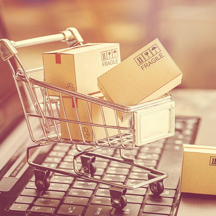 FeefoUsa's tweet photo. With Black Friday right around the corner, discover 4 ways using data can help your business better understand your customers ready for the big day https://t.co/I7L53O99WD #BlackFriday https://t.co/dr7BtEuYo8