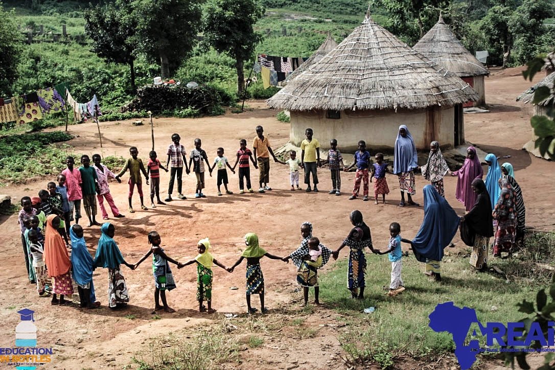 obaniyi_john's tweet photo. #EducateRUGA got to this community then I realized what @obyezeks fights for in Nigeria. On #DayoftheGirl @Educ8InBottles is committed to create alternative learning systems in marginalized communities in #Abuja No #BUSA19 let's fix this #together #EducationInBottles Please RT https://t.co/0b5oyzQBKX