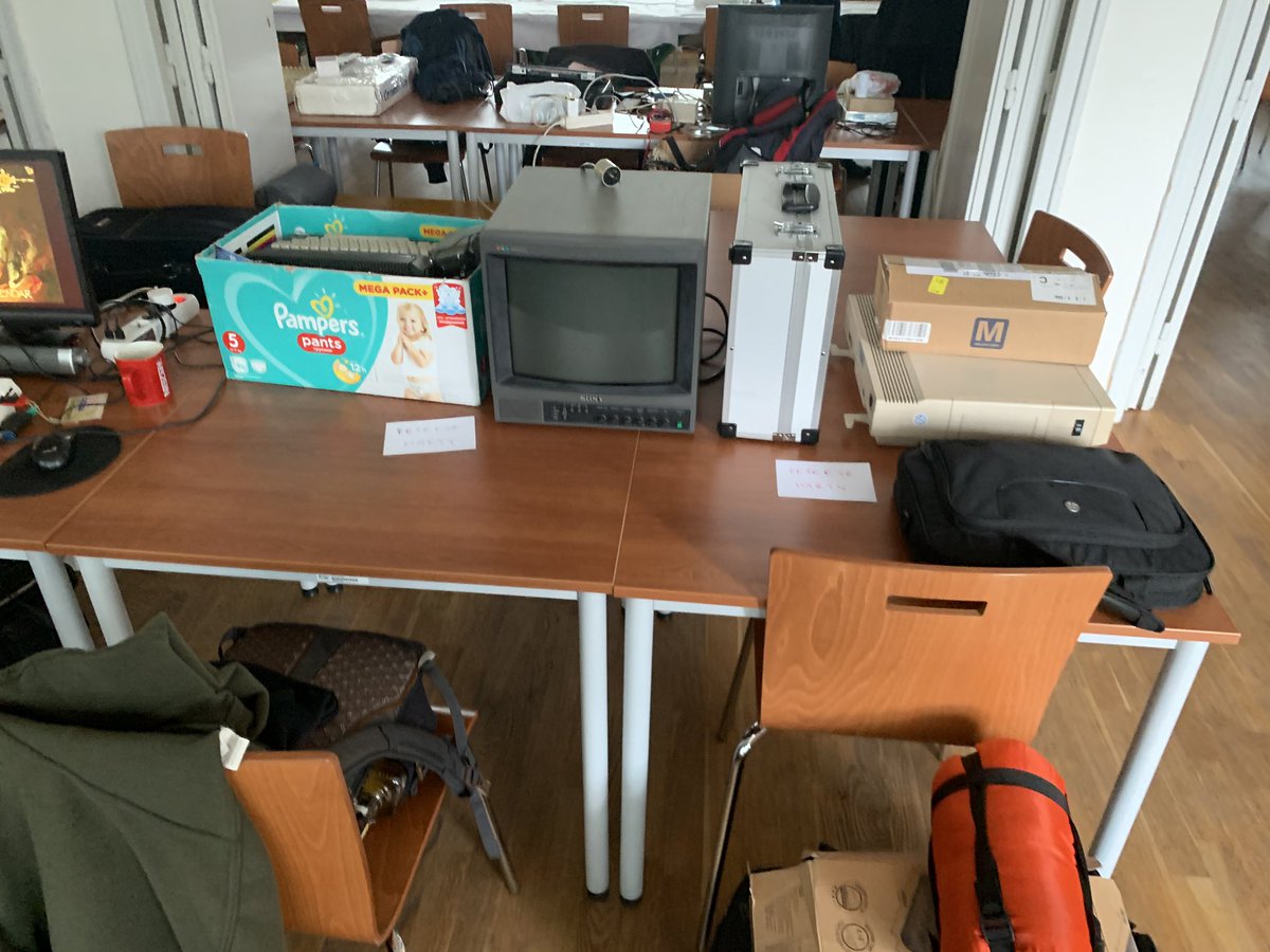 KutilDomaci's tweet photo. #Bytefest2019 může začít! Byl jsem tu očekáván 😍 díky za rezervačku “mého” místa. https://t.co/kyKp3FUGAQ