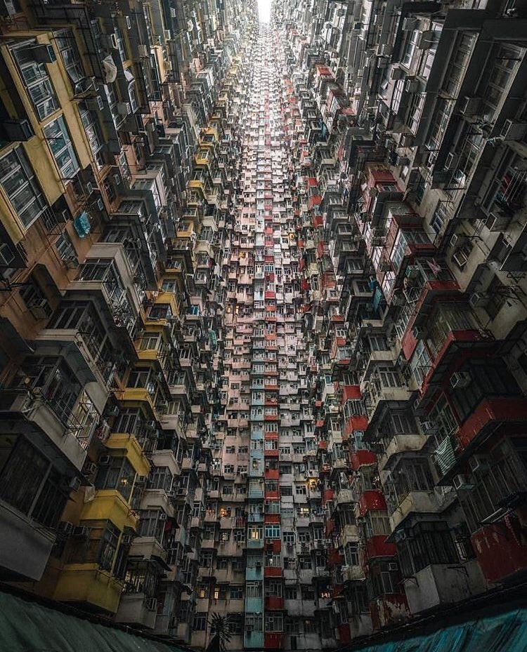 OctopodArt's tweet photo. Duvarlar üstüme üstüme geliyor adlı çalışma.
“Mr Pink”
#trystane #hongkong #apartman https://t.co/26jcl4PCs4