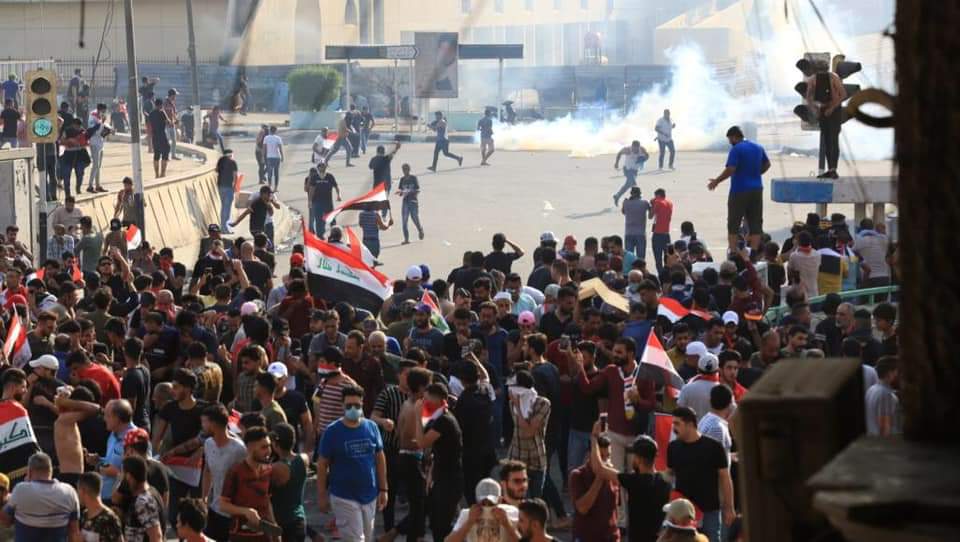 Ali68084350's tweet photo. The @IraqiGovt and the prime minister @AdilAbdAlMahdi made a horrible crime last week shoting life fire and gas and snipers and blocked the Internet service and  forsing a peaceful protests in #iraq the Iraqi government responsible about that awfull crime https://t.co/zhXHnotFTV