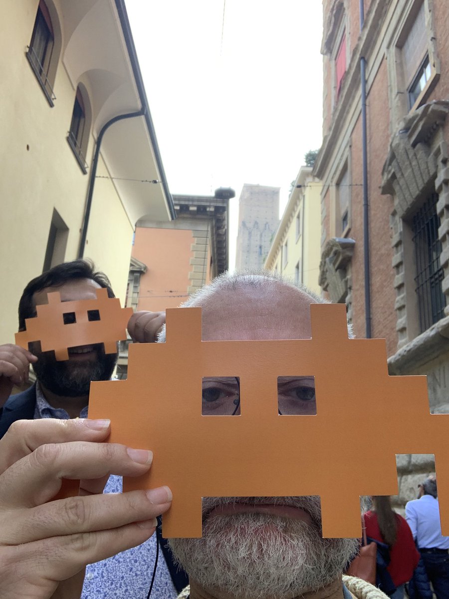 Getting closer to Bologna’s towers #GrumpyInvader #diginv