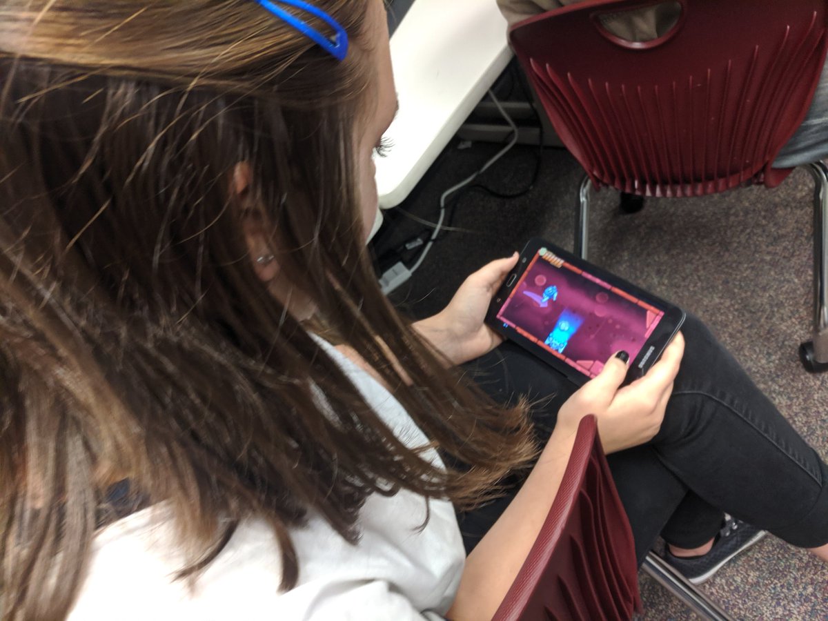 LanierCDAT's tweet photo. Thrust Interactive stopped by Lanier High and Lanier Middle to let us test their new game #Hemonauts Thanks @thrustinc !  @GCPSCTE https://t.co/CKOfp01ea9
