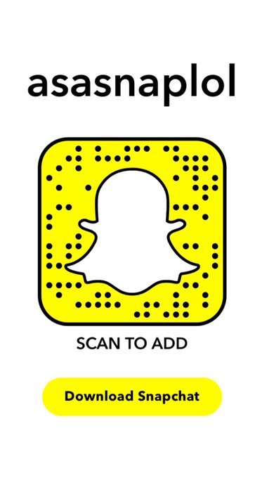 Helloooo it’s @Pornhub Awards day!!!!! Follow me as I host the show on my new snap: https://t.co/SfPDlWyWBt