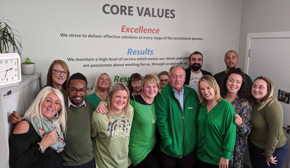 Stafflexjobs's tweet photo. Stafflex are committed to raising awareness about Mental Health.

We've held a number of sessions for our staff including Mental Health First Aid and the Pathway to Wellness Programme at @AlexHouseSpa.

Lets break the stigma and talk about it!

#MentalHealthAwarenessWeek 💚 https://t.co/XbqPWQYYRH