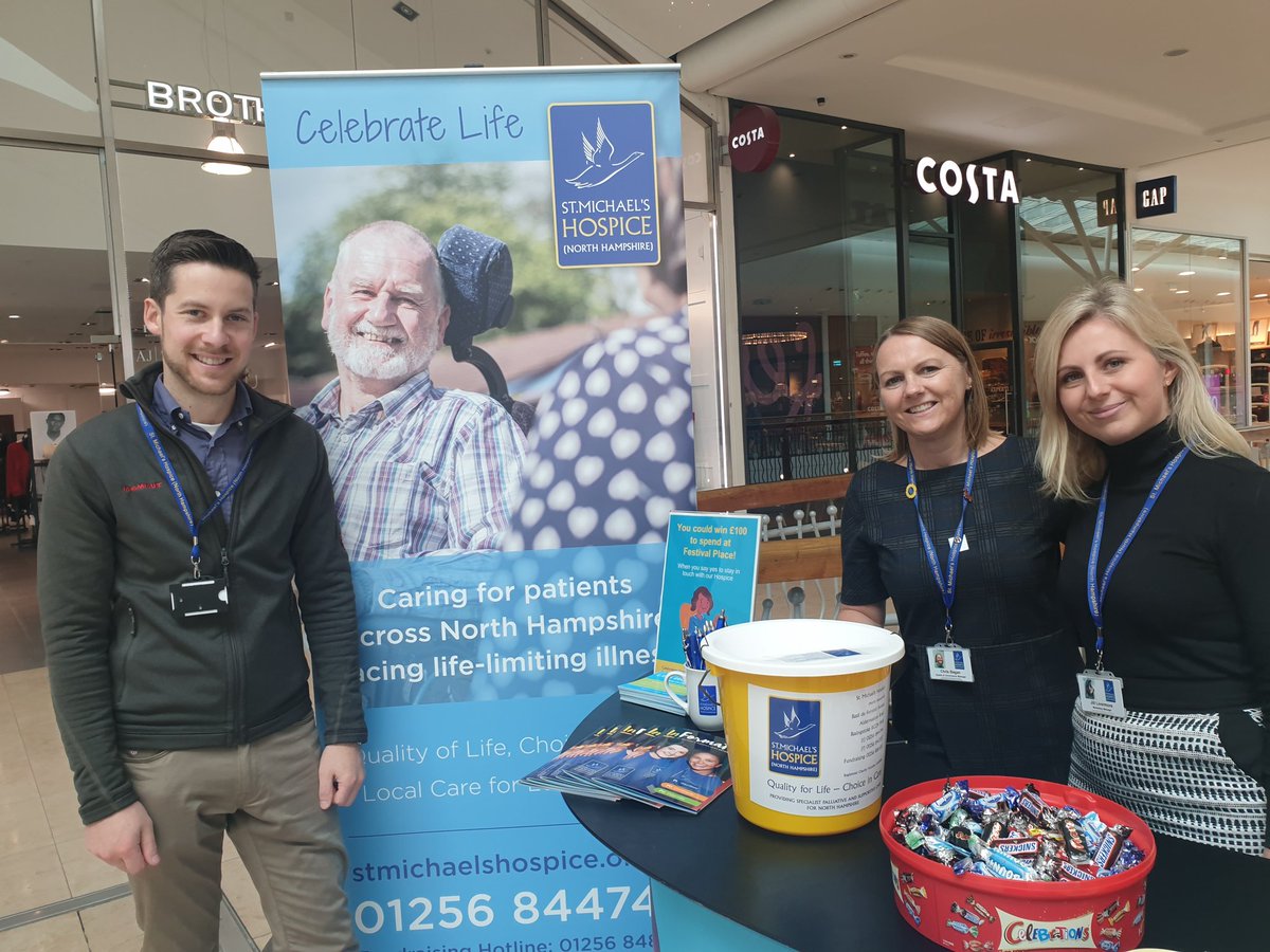 SuzaStevenson's tweet photo. Fantastic to see @smhbasingstoke in action promoting hospice care in its 'takeover' of Festival Place shopping centre in Basingstoke for Hospice Care Week. Their branding featured all over the centre and engaged lots of shoppers #WhatitTakes https://t.co/M96nyLOPDU