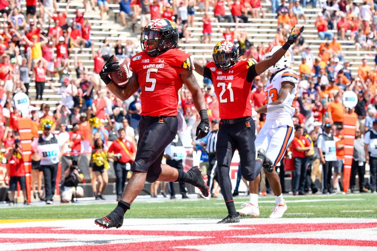 AGTG 🙏🏾 Proud to say i have received my first football offer from The University of Maryland 🐢 @coachc_db <a href="/McDCoachSule/">Hakeem Sule</a> <a href="/CoachMWilson11/">Marcus Wilson</a> @RivalsFriedman