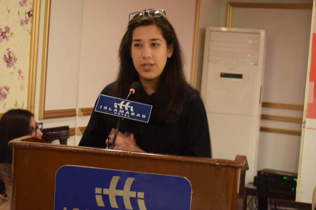 CRMPakistan's tweet photo. I wish every girl has proper knowledge about their rights and I am happy today they are demanding from the government for proper implementation of Child Right laws. @AbihaHaider05 Pakistani Footballer.
#DayoftheGirl #DutyBearersForGirlsRights #WhyTheGap  #IGCD2019 https://t.co/FXlH9u8Evd