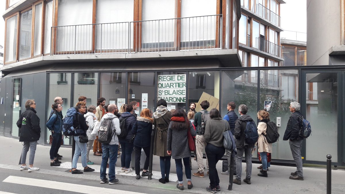 SiTesJardin's tweet photo. L'AG de @SiTesJardin se poursuit par la visite du 20e à #Paris et des futurs sites d'#agricultureurbaine qui seront gérés par la #Régiedequartier Saint Blaise Charonne ! #economiecirculaire @BoiteChampignon @CNLRQ @AFAUP_Asso https://t.co/ks6GFVIdIQ