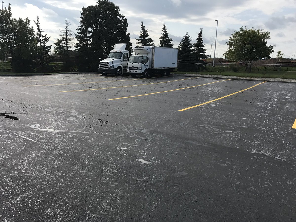 RosePavingCA's tweet photo. We just finished a job in Mississauga Ontario for @PenskeMoving 190,000 SF.  Looking good. https://t.co/fB2CTwfhjA